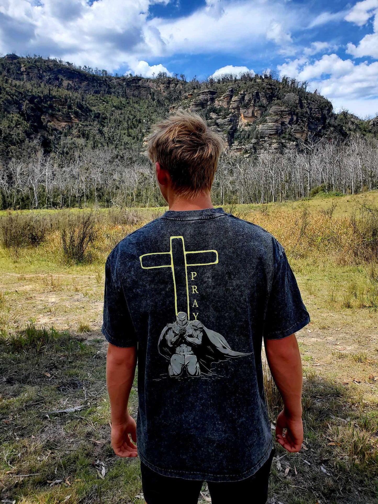 1 Thessalonians 5:17 Shirt backside farshot